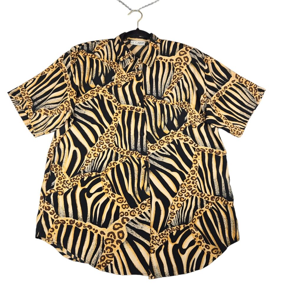 Vintage Le Caviar‎ Womens Medium Blouse Animal Print Short Sleeve Slinky Flowy